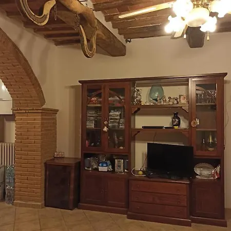 Casa Santina In Borgo Medievale Prata