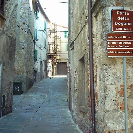 Apartment Casa Santina In Borgo Medievale Prata